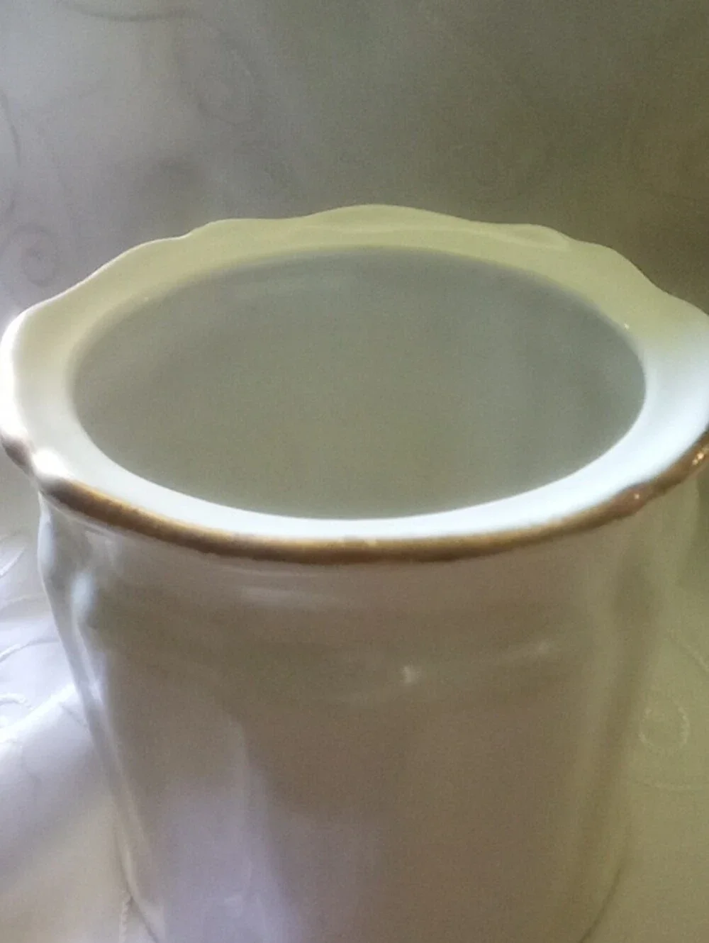 vintage house of webster biscuit jar with Gold Trim
